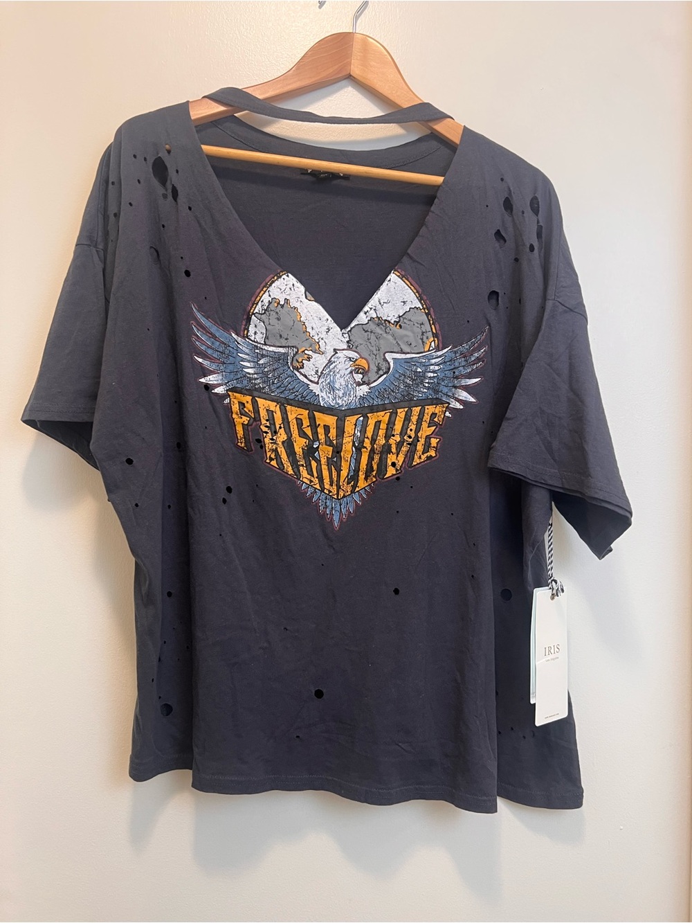NWT Iris Distressed Free love Eagle Graphic Tee 2X Oversized Rocker Boho Top